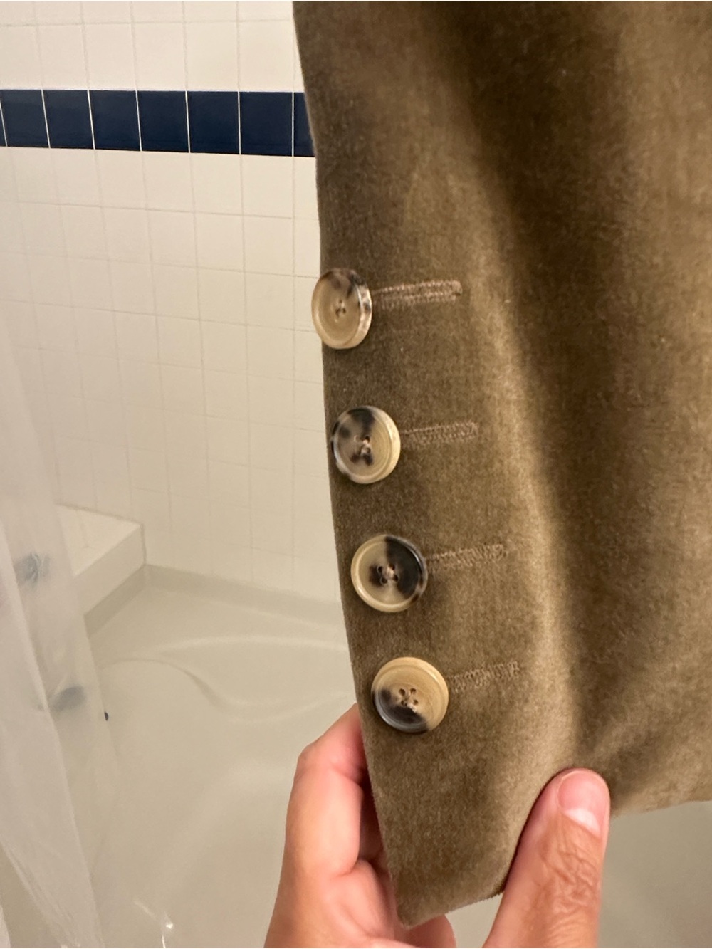 Carolina Herrera Olive Suede Tailored Blazer - Picture 5 of 8